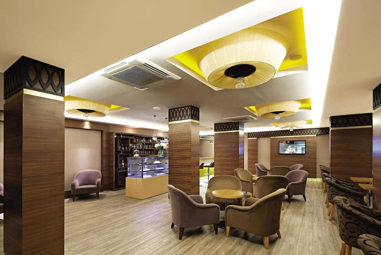 מרמריס Emre Beach & Emre Hotel