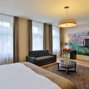 residence-james-house.praguehotelsweb.com/