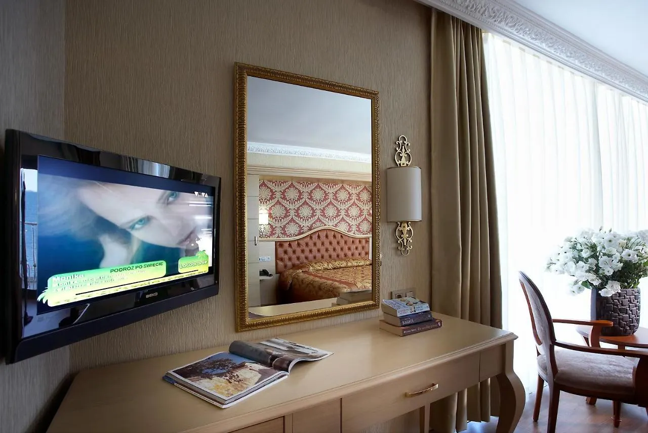 Emre Beach & Emre Hotel  Marmaris